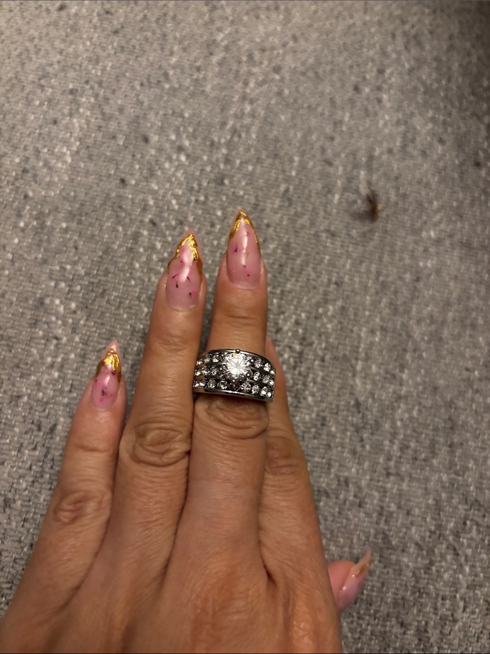 NWT Women  Silver Tone Ring - Classic Silver Finish size 7